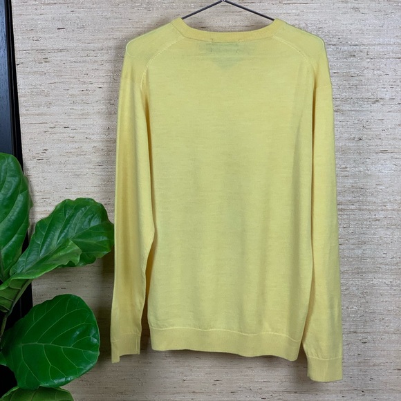 Bruno Ferraro Yellow V-Neck Merino Wool Sweater - Picture 5 of 6